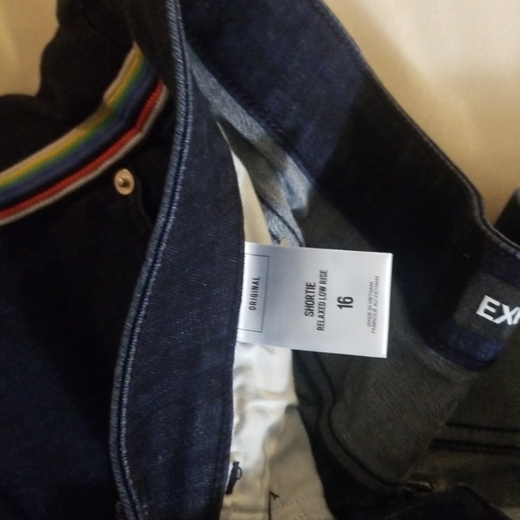 Shorts - Picture 5 of 5